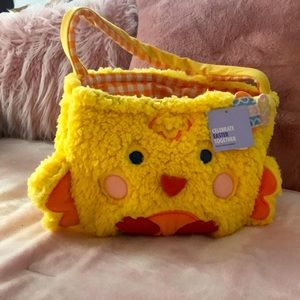 Fluffy chick Easter basket